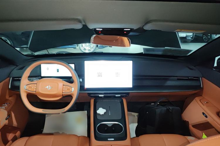 Used  eπ007 2025 Model Pure-Electric 550 Executive Edition