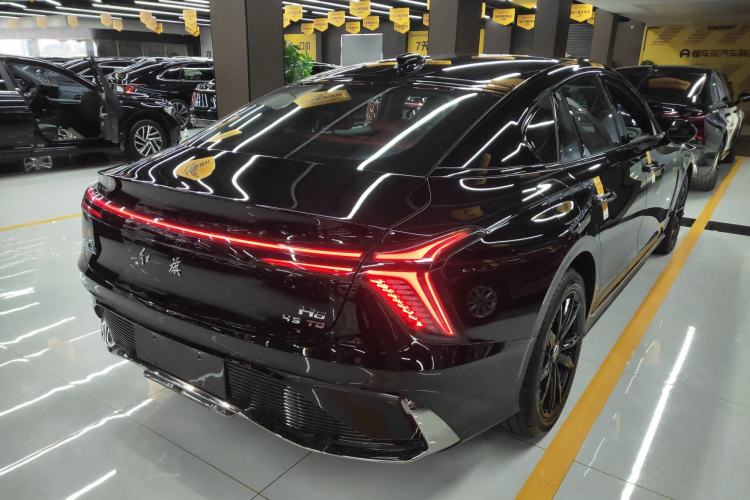 Used Hongqi H6 2025 2.0T ZhiShang Version
