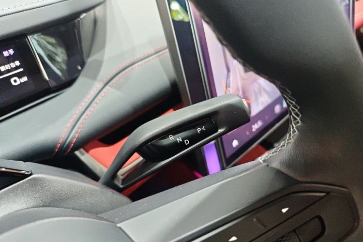 Used  SU7 2024 Four-Wheel Drive Ultra-Long Range Advanced Intelligent Driving Max Edition