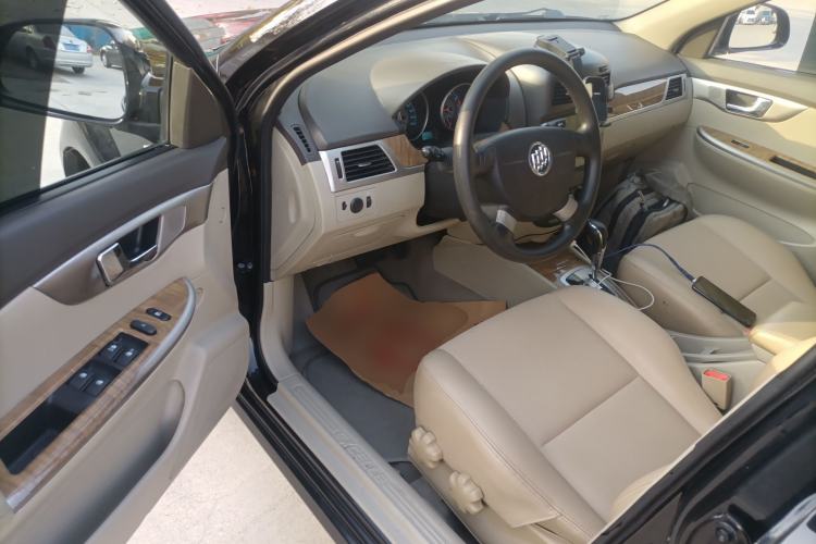 Used Buick Excelle 2015 1.5L Automatic Classic Model
