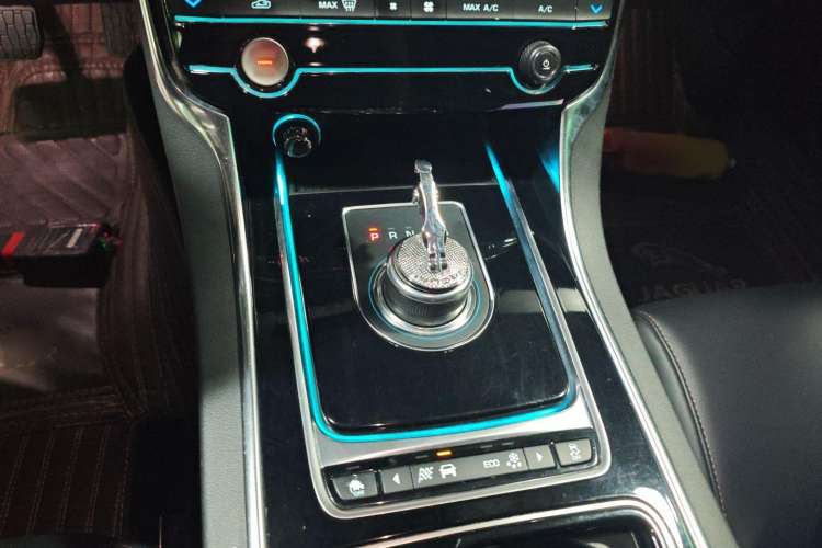 Used Jaguar XEL 2019 2.0T 200 PS Luxury Edition
