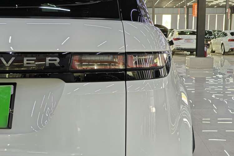 Used Land Rover Range Rover Evoque 2020 249 PS R-DYNAMIC S Sport Edition
