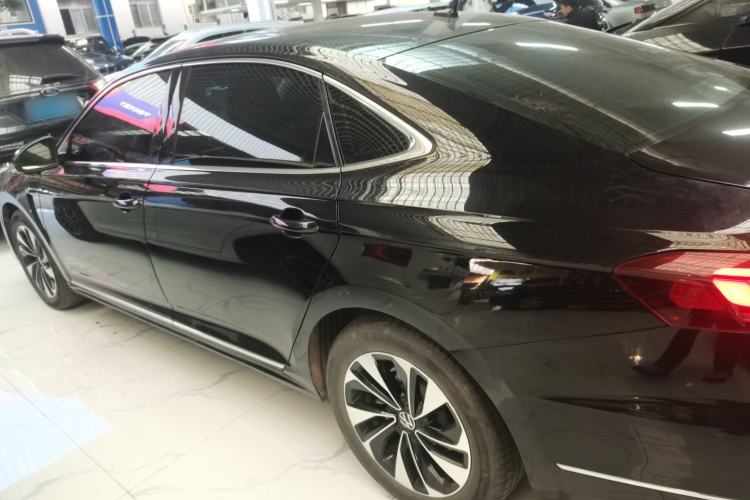 Used Volkswagen Passat 2023 330TSI Starry Elite Edition
