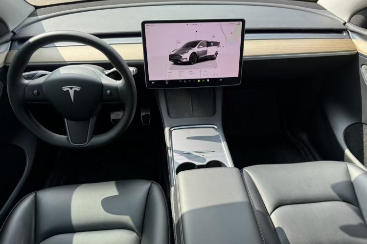 Used Tesla Model Y 2022 Rear-Wheel-Drive Version
