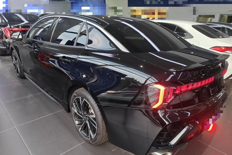 Used Lynk & Co 03 2023 1.5TD DCT JingPro
