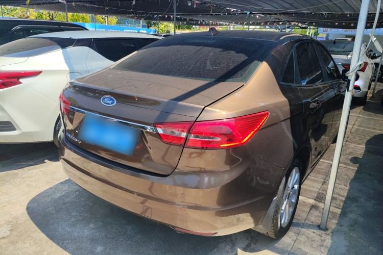 Used Ford Escort 2015 1.5L Automatic Comfort Model
