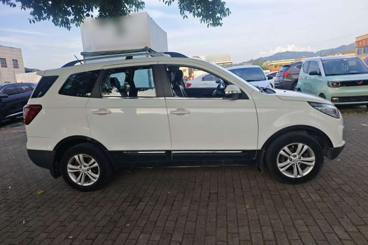 Used HYOSOW S3 2014 1.5L Comfort Version China IV Emission Standard
