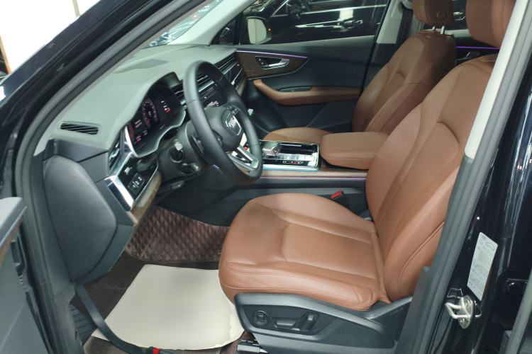 Used Audi Q7 2021 55 TFSI quattro S line Sport model