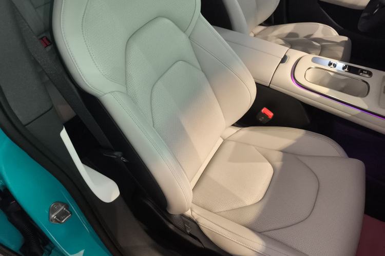 Used  SU7 2024 Rear-Drive Long-Range Intelligent Driving Version
