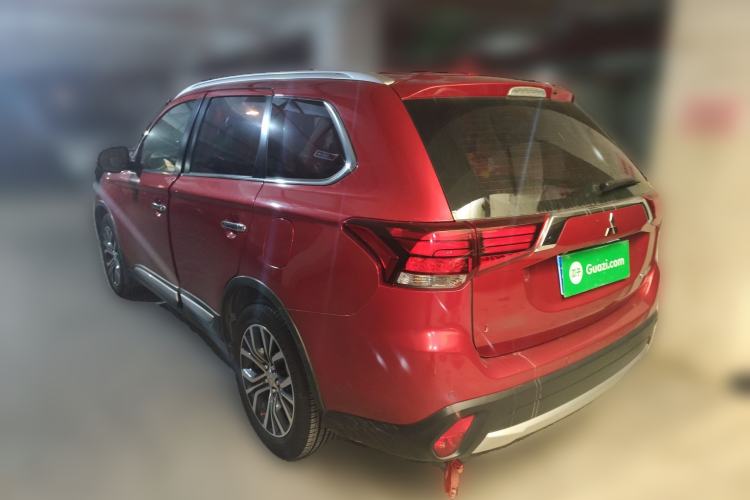 Used Mitsubishi Outlander 2016 2.4L 4x4 Elite Edition 5 Seats
