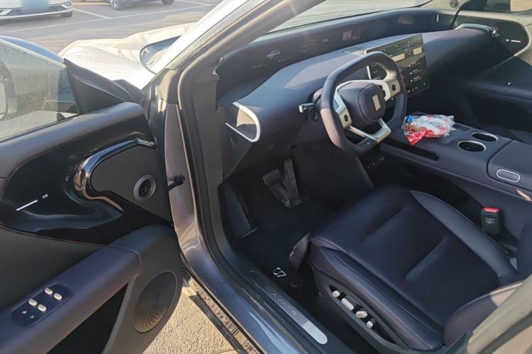 Used  07 2024 Max Extended-Range Edition