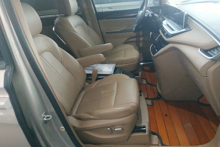 Used Buick GL8 2020 ES Land Cruiser 653T Luxury Edition