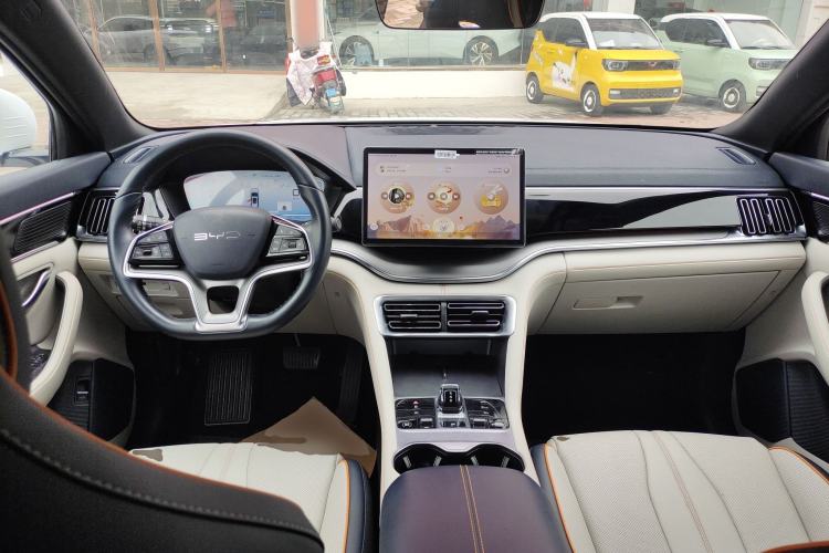 Used BYD Song PLUS New Energy 2024 HONOR Edition DM-i 110km Flagship PLUS
