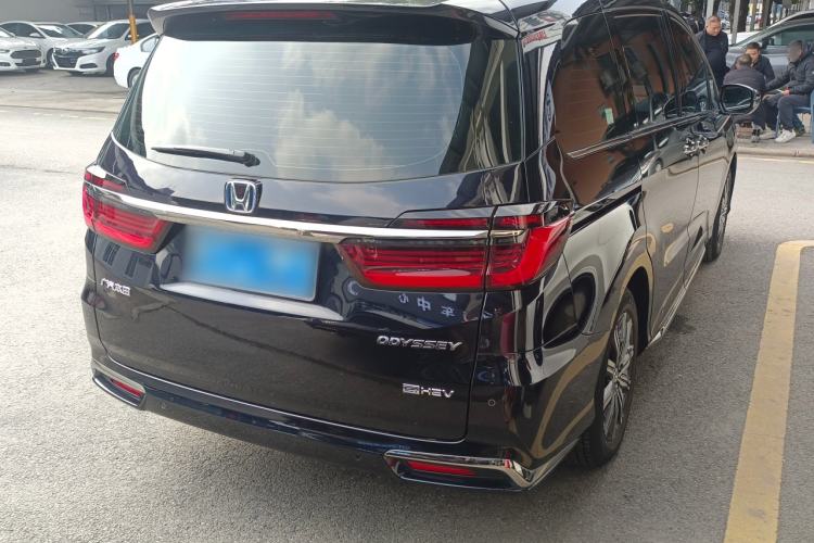 Used Honda Odyssey 2024 2.0L eHEV Sharp & Smart Edition
