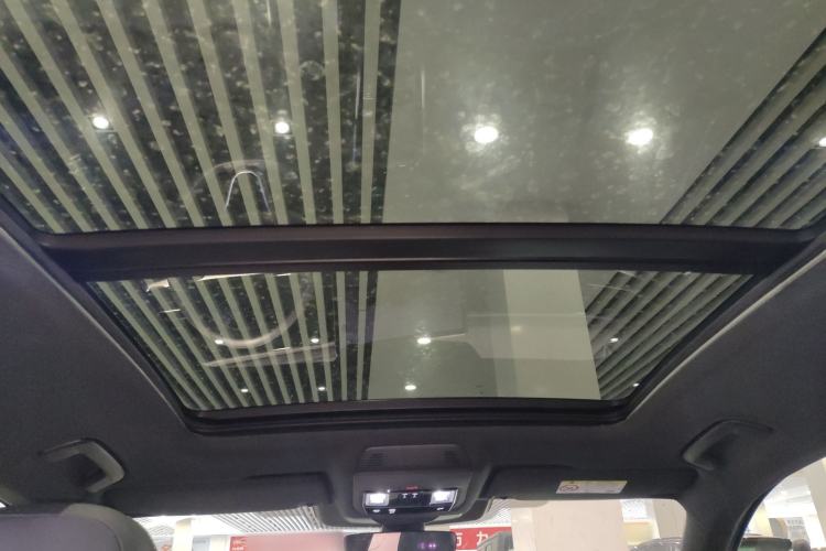 Used Volkswagen Passat 2025 Pro 380TSI Starry Dragon Luxury Edition
