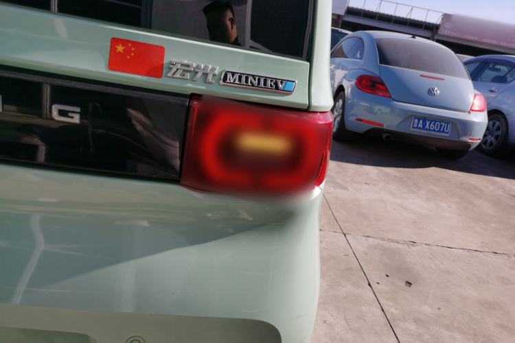 Used Wuling Hongguang MINIEV 2021 Macaron Premium Model – Lithium-NMC
