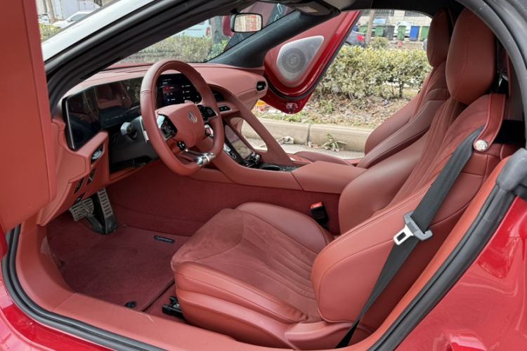 Used MG Cyberster 2024 520 km Legendary All-Wheel-Drive Version