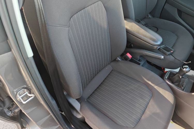 Used Volkswagen Jetta 2015 Zhuihui Edition 1.6L Manual Comfort Model