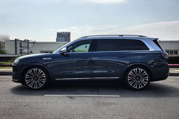 Used Hima AITO M9 2025 All-Electric Ultra Version 100 kWh 5-Seater Model
