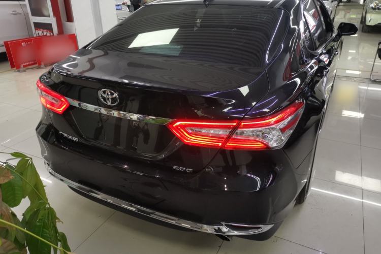 Used Toyota Camry 2023 2.0G Luxury Edition