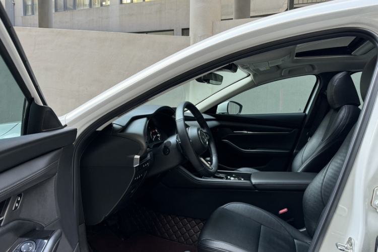 Used Mazda Mazda 3 Axela 2021 2.0L Automatic ZhiXuan Edition