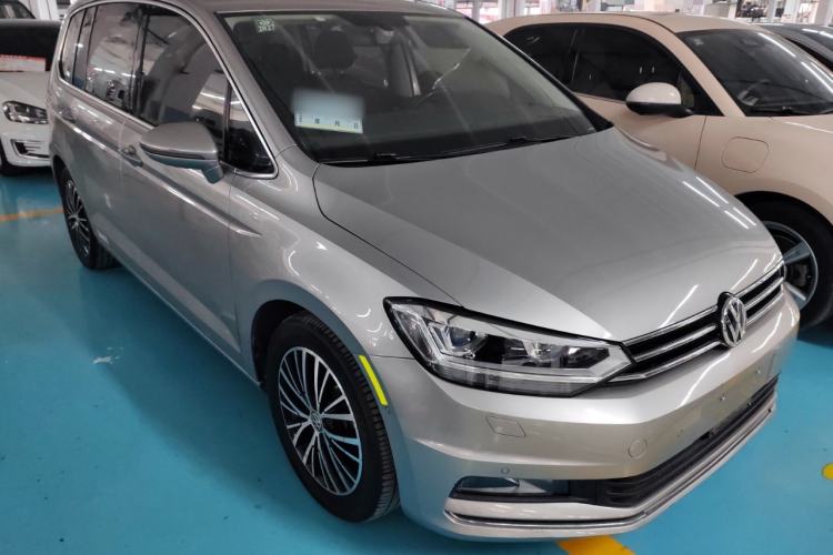Used Volkswagen Touran 2018 Volkswagen Touran L 330TSI DSG Luxury Edition