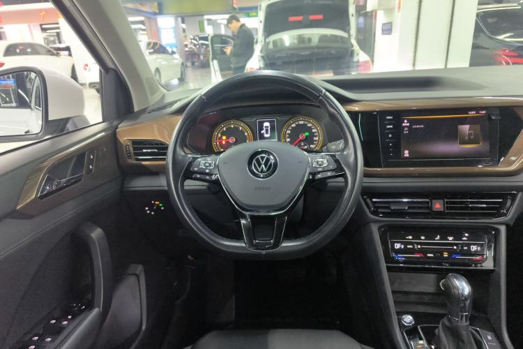 Used Volkswagen Tharu 2021 280TSI Two-Wheel Drive Comfort Edition