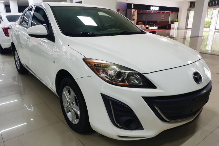 Used Mazda Mazda 3 2015 Sedan 1.6L Automatic Comfort Model
