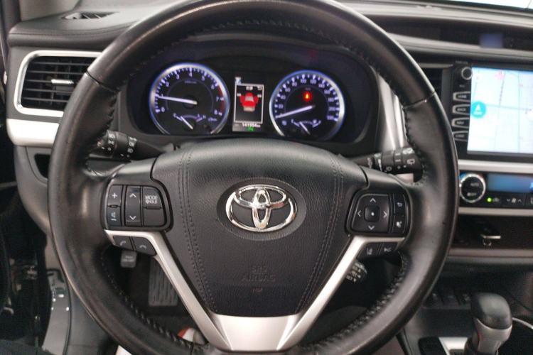 Used Toyota Highlander 2018 2.0T Four-Wheel Drive Luxury Version 7 Seats China VI Standard
