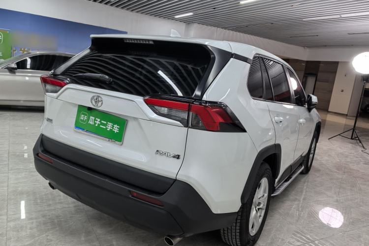 Used Toyota RAV4 2021 2.0L CVT Two-Wheel Drive Urban Edition
