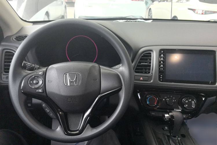 Used Honda Vezel 2020 1.5L CVT Pioneer Edition
