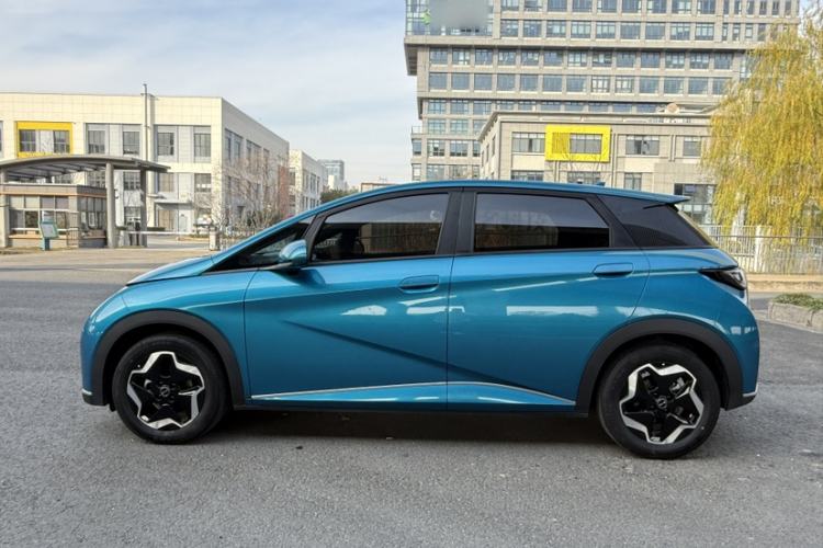 Used BYD Dolphin 2021 405 km Fashion Edition
