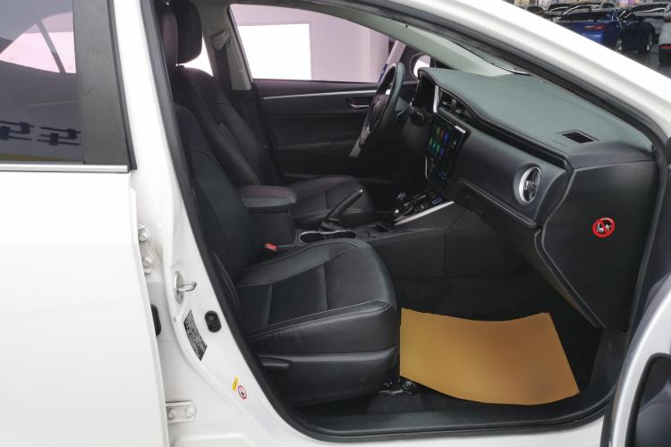 Used Toyota Corolla 2017 Revised Dual-Engine 1.8L E-CVT Elite Edition
