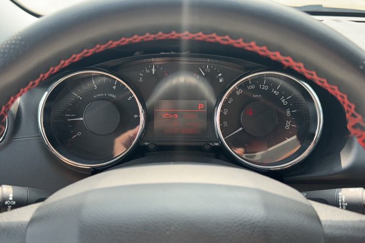 Used Peugeot 3008 2016 1.6THP Automatic Classic Edition
