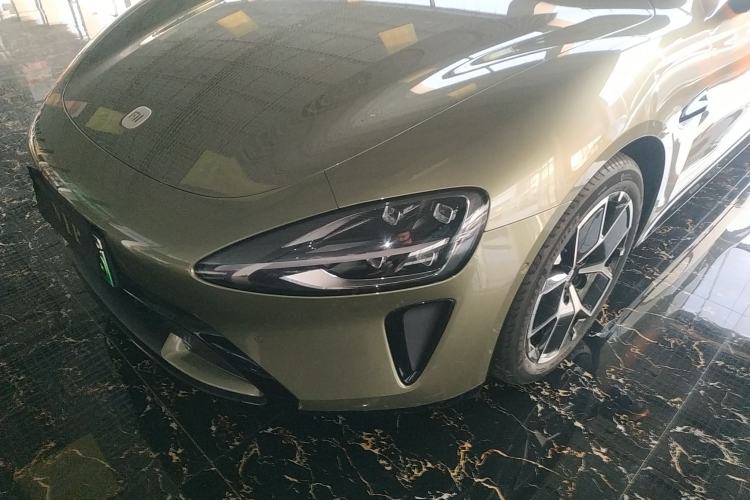 Used  SU7 2024 Rear-Drive Long-Range Intelligent Driving Version
