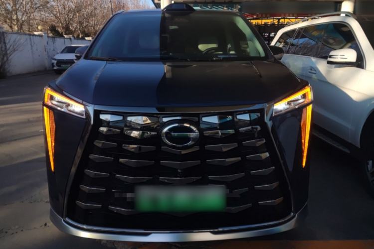 Used GAC Trumpchi Xiangwang M8 2025 Kunkun Series Ultra First-Class Cabin
