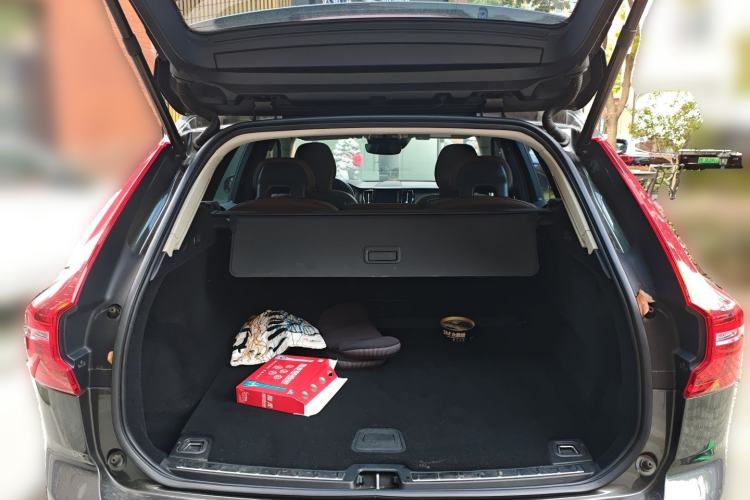 Used Volvo XC60 2019 T5 4x4 Smart Edition China V Standard
