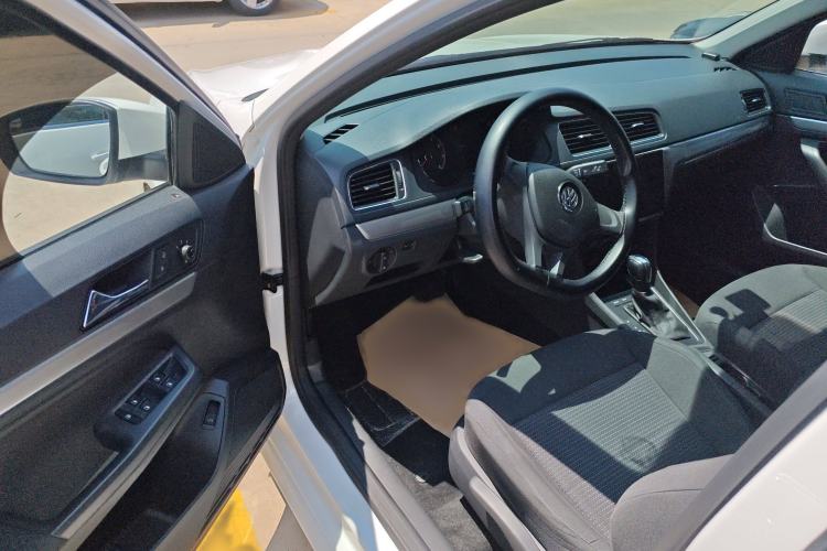 Used Volkswagen Lavida 2018 Classic 1.5L Automatic Fashion Edition China VI Standard
