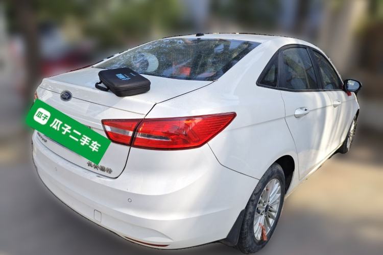 Used Ford Escort 2015 1.5L Manual Comfort Model
