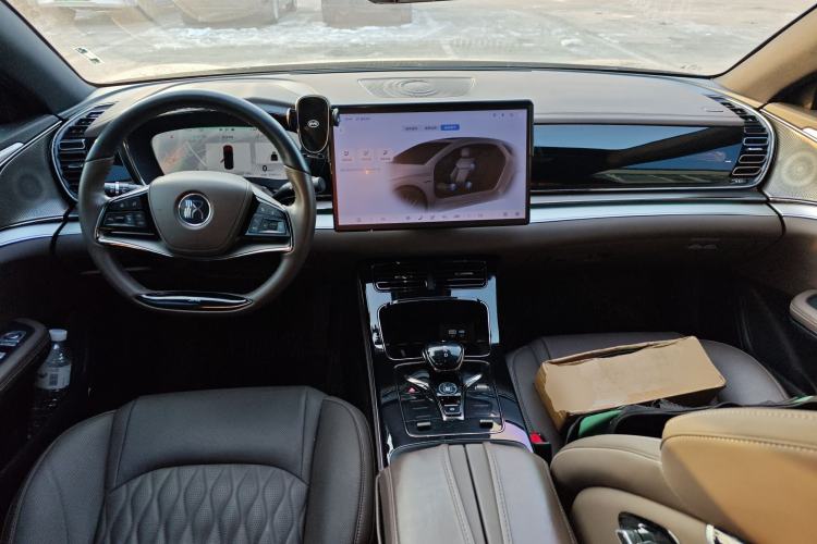 Used BYD Han 2024 EV Glory Edition 506KM Front-Wheel-Drive Premium Model
