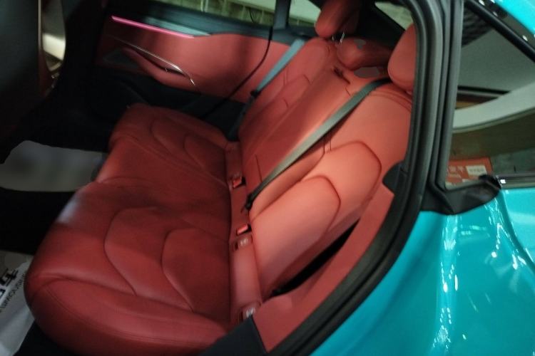 Used  SU7 2024 Rear-Drive Ultra-Long Range Advanced Pro-Level Intelligent Driving Version
