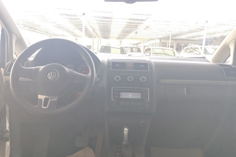 Used Volkswagen Touran 2015 1.4T DSG Comfort Edition 5 Seats
