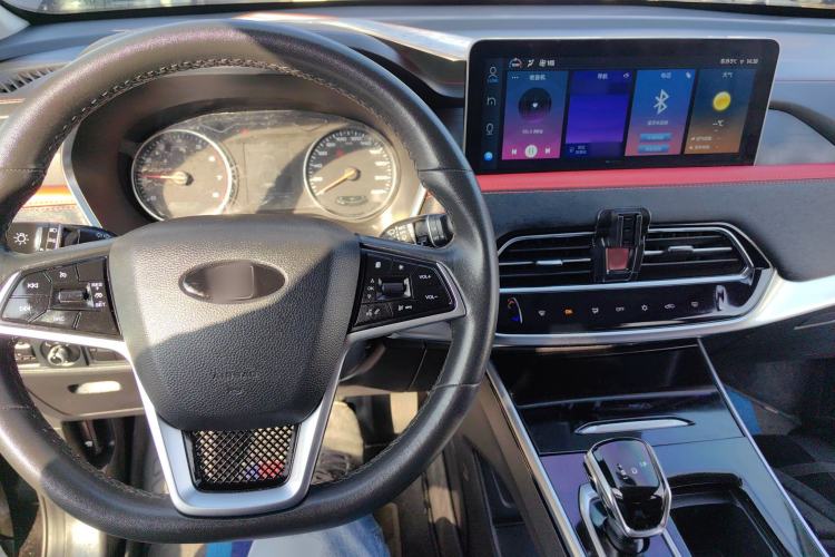 Used SOL X8 2021 300T DCT Luxury Smart Connect Edition 5 Seats