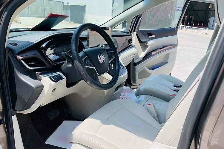 Used Buick GL8 2020 Land Business Class 652T Luxury Model
