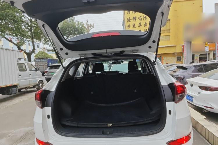 Used Hyundai Tucson 2015 1.6T Dual-Clutch Two-Wheel-Drive Smart Model
