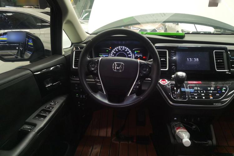 Used Honda Elysion 2019 2.0L Hybrid Luxury Edition
