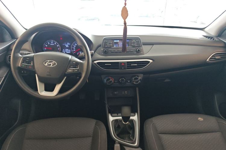 Used Hyundai Celesta 2017 1.6L Manual Enjoyment Edition GLS