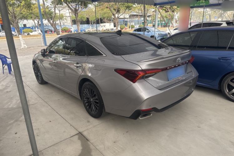 Used Toyota Avalon 2019 2.5L Touring Premium Version China VI Standard