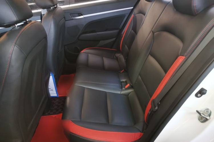 Used Hyundai Elantra 2016 1.6L Automatic ZhiXuan – Elite Version