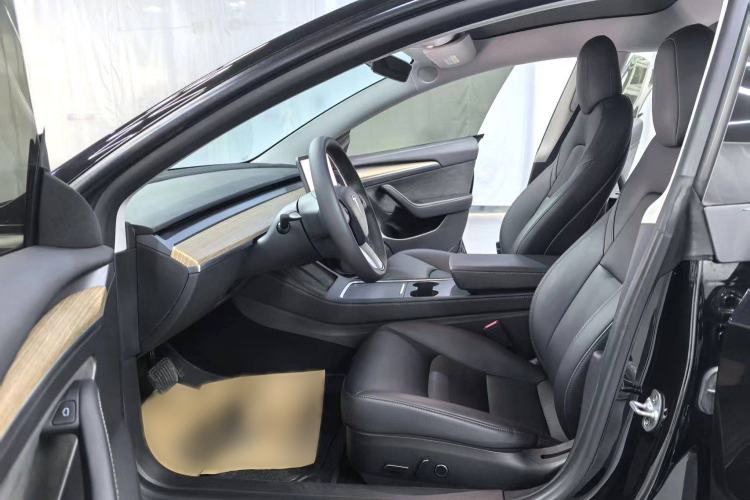 Used Tesla Model 3 2022 Rear-Wheel-Drive Version
